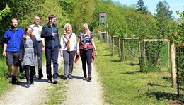 "Essbarer Wanderweg" in Haunetal eingeweiht