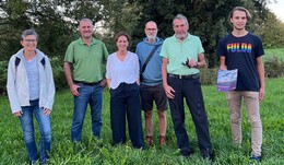 Eine Abendrunde zur Information am Renaturierungsprojekt Igelbach