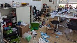 Bilder der Zerstörung! Abscheuliche Ostereiersuche in Malteser Zentrale     