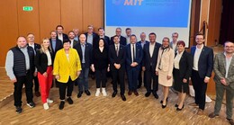 Strikter Bürokratieabbau und umfassende Unternehmenssteuerreform