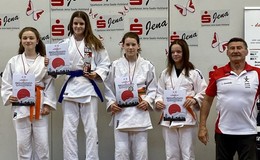 Fünf Athleten holen vier Medaillen in Jena - Franziska Lombs vorzeitige Siege