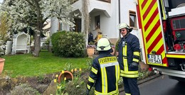 In Engelhelms: Brennender Tisch ruft Feuerwehr auf den Plan