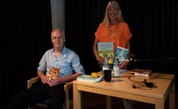 In der Sturmiusschule: Lesung mit Kinderbuchautor Will Gmehling