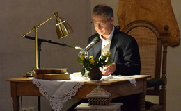 Wegen Regen diesmal drinnen: "Literatur am Kirchplatz" wieder ein voller Erfolg