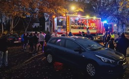 Feuerwehr überrascht Kinder: 500 Nikolausgeschenke wurden verteilt