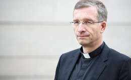Christmette: Bischof Dr. Michael Gerber predigt in der Heiligen Nacht