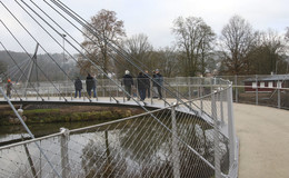 Beleuchtung der Fuldabrücke: Behörden suchen nach konstruktiver Lösung