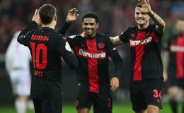4:0 gegen Düsseldorf: Leverkusen greift nach dem Double