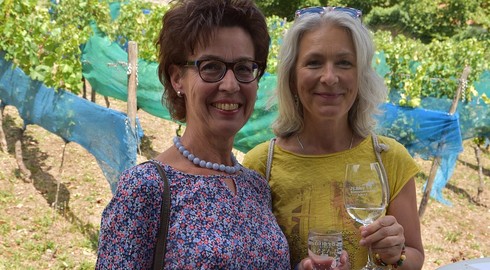 Weinhistorischer Konvent am Frauenberg - Das Sommerwetter ist sehr gut