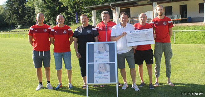 Foto: privat - Vertreter des TSV Rothemann: Oliver Schäfer, Tobias Günther Henry, Marcus Pompe, Stefan Hartmann, Gerhard Stephan, Felix Stephan (v.l.).