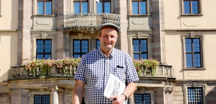 Immer unterwegs zwischen Stadtschloss und Baustelle: so kennt man Adrian Hehl in Fulda