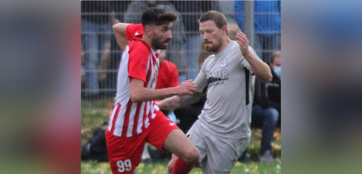 Tayyip Akkilinic (l.) will sich in Eichenzell in einer neuen Liga beweisen