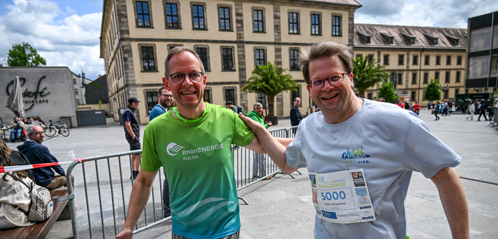 RhönEnergie-Geschäftsführer Dr. Arnt Meyer und Oberbürgermeister Dr. Heiko Wingenfeld waren auch am Start