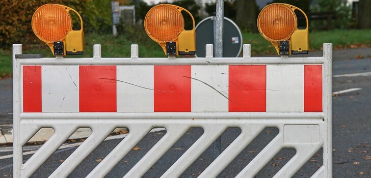 Da die Bundesstraße 27 in dem Bereich mittelfristig ins Bauprogramm von Hessen Mobil aufgenommen wird, hat sich die Straßenbauverwaltung des Landes Hessen entschlossen, die Bauabschnitte zu optimieren und anzupassen.