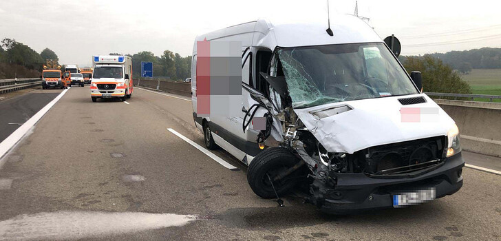 auffahrunfall auf der a66 zwischen den as neuhof sud und neuhof nord osthessen news