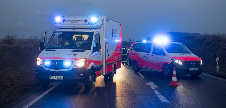 Dass Einsatzkräfte des Rettungsdienstes beleidigt und tätlich angegriffen werden, ist keine Ausnahmesituation, sondern zunehmend im Gegensatz zu anderslautenden Berichten festzustellen.
