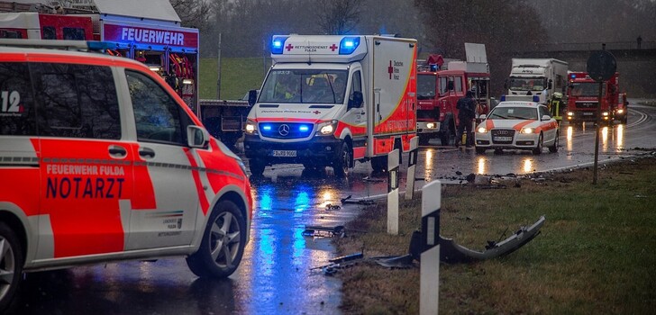 Beim letzten schweren Unfall auf der B 254 verlor eine 45-jährige Mutter ihr Leben.
