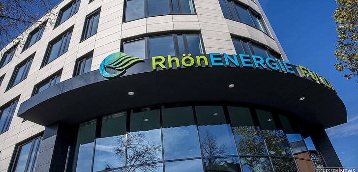 Infolge der Turbulenzen an den Energiemärkten und der neuen staatlichen Hilfsprogramme für Gasverbraucher ist der Kundenservice der RhönEnergie Fulda aktuell ungewöhnlich stark gefragt.
