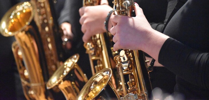 Der Wettbewerb soll Jugendliche und Erwachsene aus der Region fördern, ihre Talente entdecken und zum gemeinsamen Musizieren motivieren.