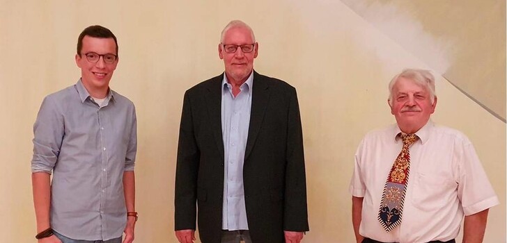 Unterbezirksvorsitzender der SPD, Patrick Krug, Bürgermeisterkandidat Ingo Schwalm und SPD-Vorsitzender in Romrod, Willy Eifert (von links).