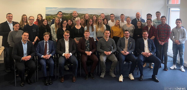 Zahlreiche Gründerideen präsentierten Fachoberschüler der Konrad-Zuse-Schule Hünfeld vor Vertretern der Wirtschaftsjunioren Fulda.
