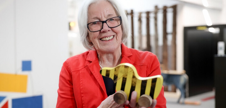 Helen Bonzel mit der Tiger-Ente: Ohne sie wäre die Kinder-Akademie nicht vorstellbar.
