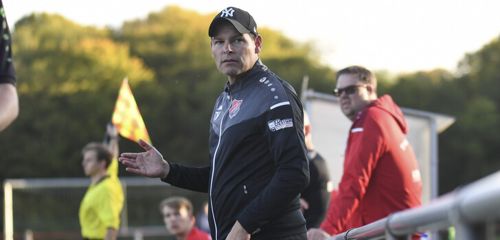 Torsten Weber, Trainer der Spvgg. Hosenfeld, stand in unserer Nachspielzeit Rede und Antwort.