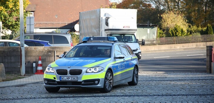 Eine großangelegte Kontrolle führten die Polizei, das Kraftfahrbundesamt und der Zoll in Kirchheim durch