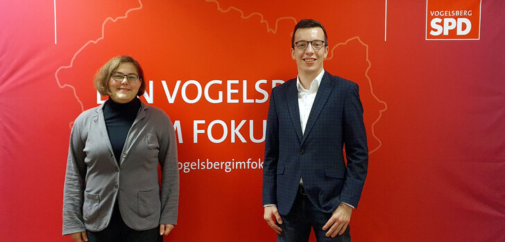 Vorsitzende der Vogelsberger SPD, Patrick Krug, und die Vorsitzende des DGB Vogelsberg, Anna-Maria Boulnois.