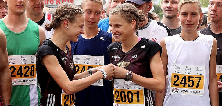 Check: Lisa (rechts) hat das Plympia-Ticket sicher - Anna will in Hannover in vier Wochen nachziehen