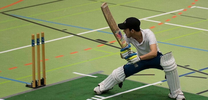 Ball im Blick, bereit zum Schlag: In Fulda fand am Samstag das erste Cricket-Turnier statt.