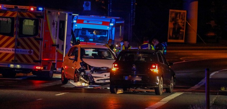 Vorfahrt genommen: Verkehrsunfall in Höhe der Kreuzbergstraße am Freitagabend