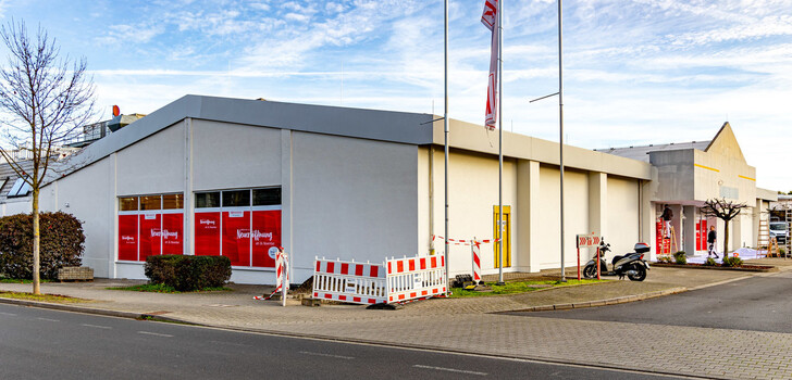 Wo früher der MediaMarkt war, sollen bald Drogerie, Fahrradgeschäft und Bäckerei einziehen - aber wie viele Bäume werden auf dem Gelände stehen?