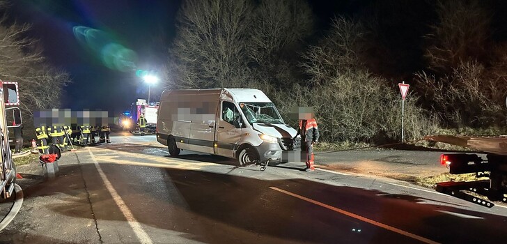 Ersten Meldungen zufolge kam es zu einem schweren Unfall auf der B278 zwischen Günthers und Motzlar.