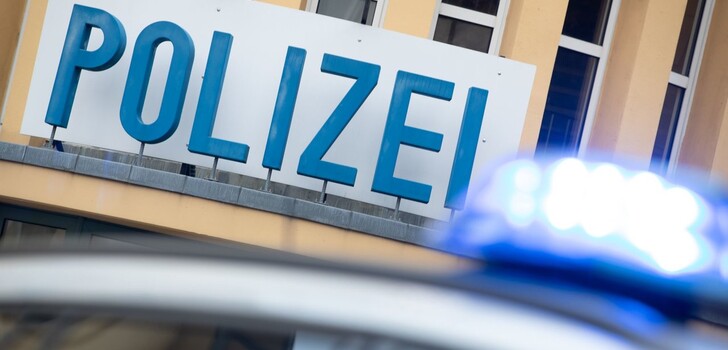 Der 18-Jährige soll eine staatsgefährdende Gewalttat vorbereitet haben.