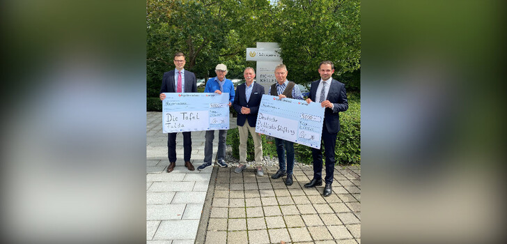 Auf dem Foto sehen Sie (v.l.n.r.): Michael Keller (Geschäftsführer Richard Keller GmbH & Co. KG), Stefan Schunck (Erster Vorsitzender Fuldaer Tafel e. V.), Bernhard Keller (Geschäftsführer Richard Keller GmbH & Co. KG), Dr. Thomas Sitte (Vorstandsvorsitzender Deutsche PalliativStiftung), und Johannes Keller (Geschäftsführer Richard Keller GmbH & Co. KG),