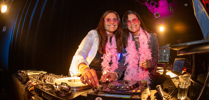 DJ Team CaLi - old school meets new school - mit Carmen Woide und Lioba Wingenfeld,