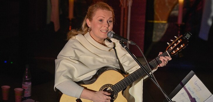 Freut sich auf Bad Hersfeld: die Sängerin Patricia Kelly wird mit sechs anderen Kellys auf dem Hessentag spielen