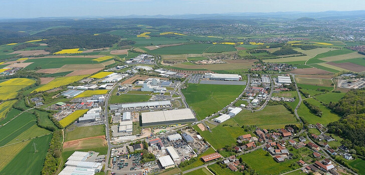 Die Industrie und das produzierende Gewerbe sorgen für bessere Stimmung der Unternehmen. Im Bild das Industriegebiet Fulda-West