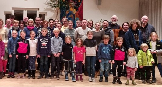 Ehrende, Sportabzeichen-Absolventen, geehrte Sportlerinnen und Sportler sowie Vorstände, Trainer und Betreuer.