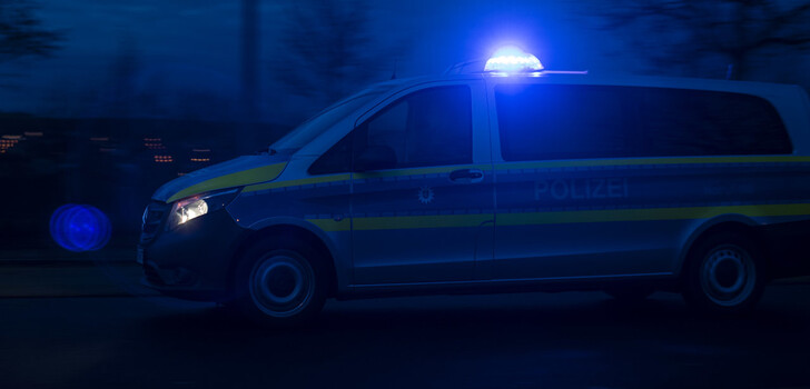 Gegen 21:33 Uhr, kam es auf der Bundesautobahn 7 zwischen der Anschlussstelle Kirchheim und dem Hattenbacher Dreieck im Steigungsbereich zu einer Lkw-Panne mit Motorschaden.