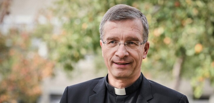 Zum jüdischen Neujahrsfest hat Fuldas Bischof Dr. Michael Gerber den jüdischen Gemeinden auf dem Gebiet des Bistums Fulda Glück- und Segenswünsche übermittelt.