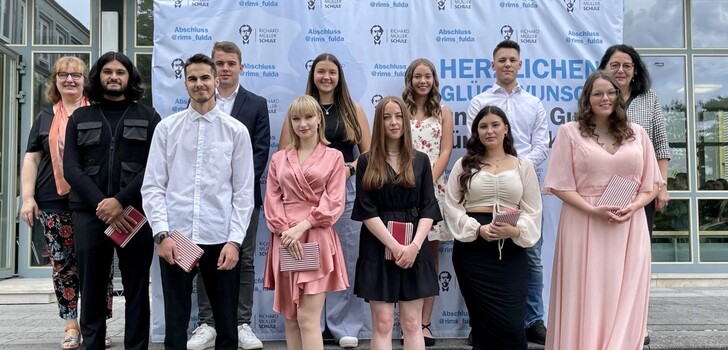 Feierliche Verleihung der Zeugnisse an der Richard-Müller-Schule