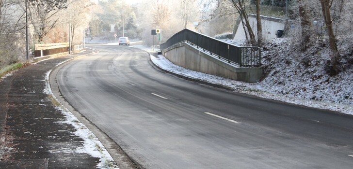 Die Meisebacher Straße in Bad Hersfeld wird bei der Erneuerung finanziell vom Land Hessen unterstützt.